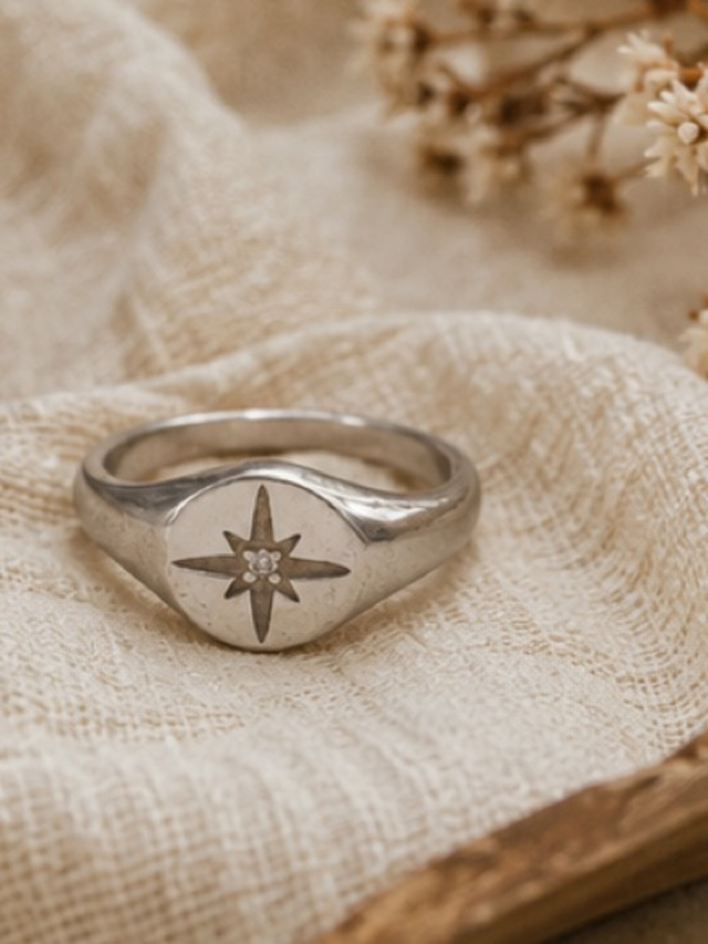 North Star Signet Ring Silver - Picture 4 of 4